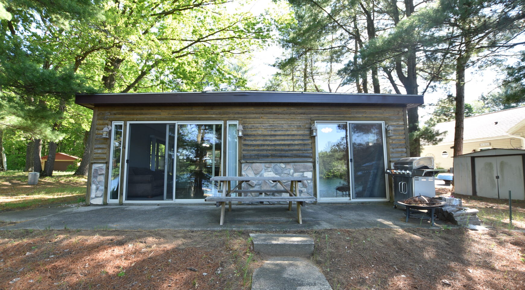 N3069 Lake Dr Ellickson Agency